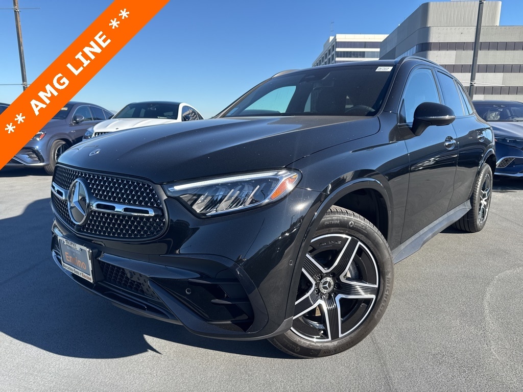 2025 Mercedes-Benz GLC Base's photo