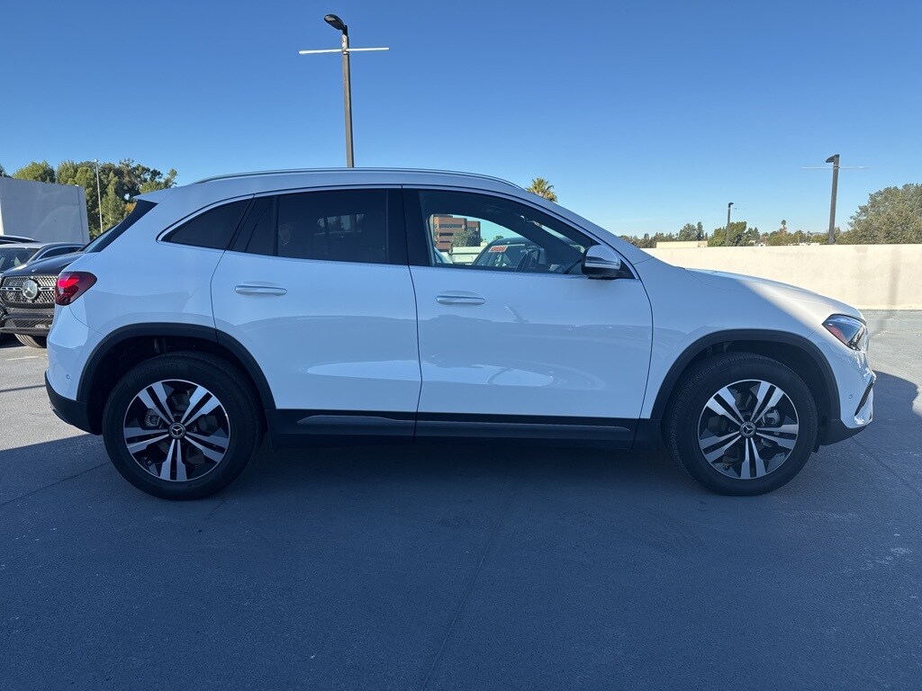 2025 Mercedes Benz GLA 250 photo 4
