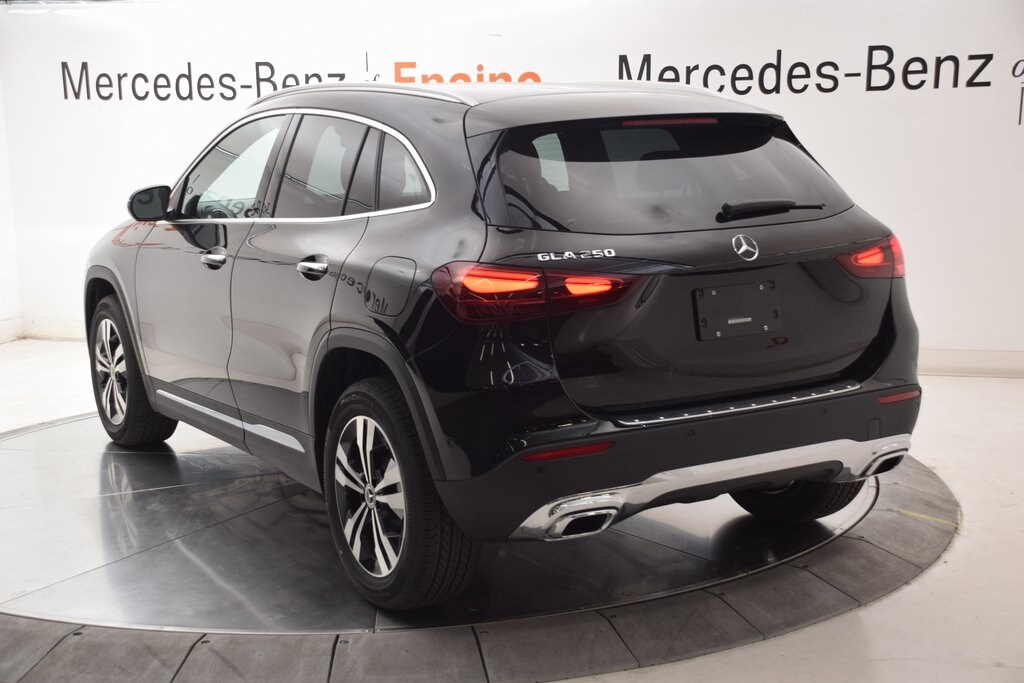 2025 Mercedes Benz GLA 250 photo 4