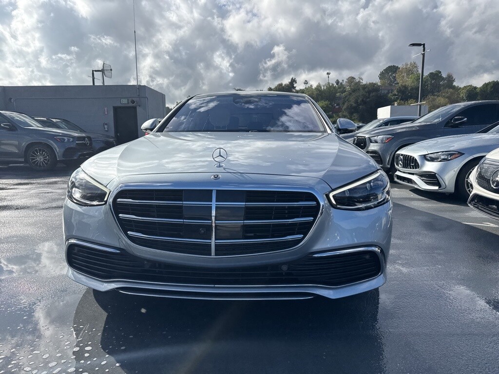 2022 Mercedes Benz S 580 4MATIC photo 2