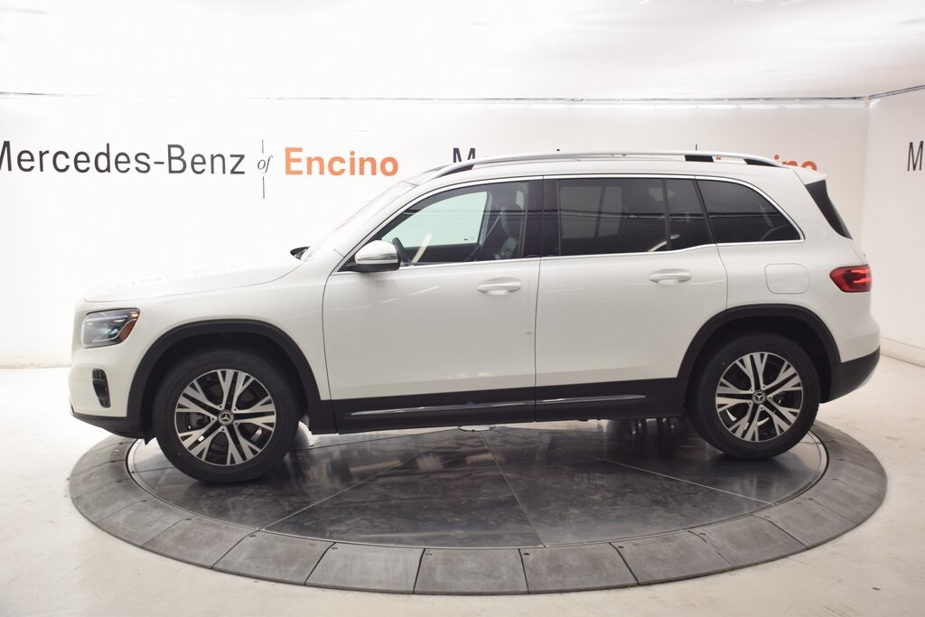 2025 Mercedes Benz GLB 250 photo 3