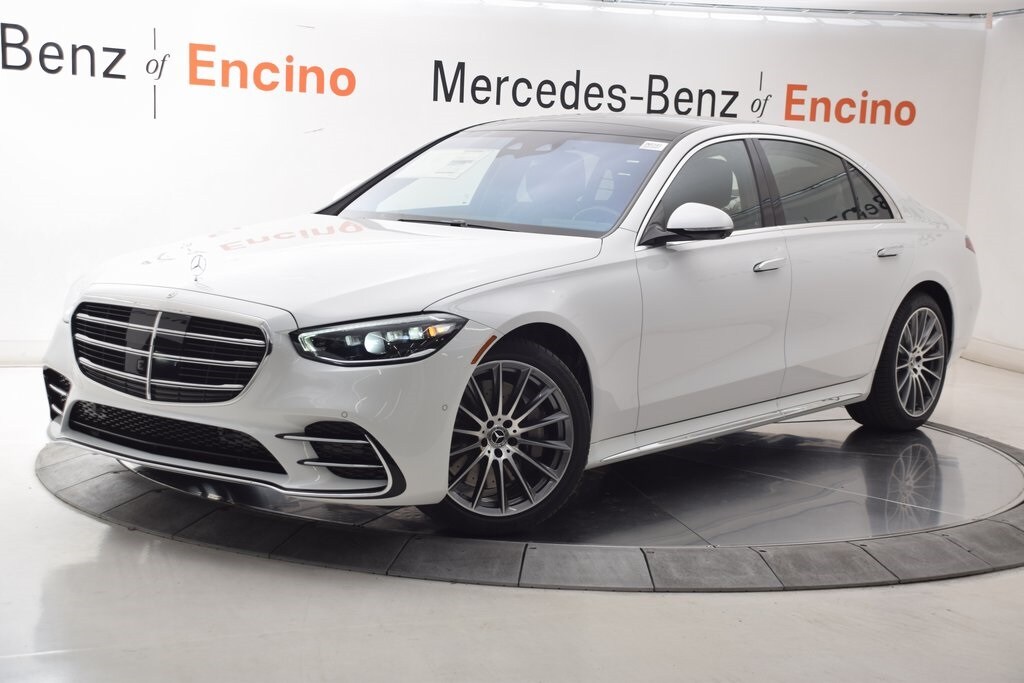 2026 Mercedes Benz S 580 4MATIC photo 2