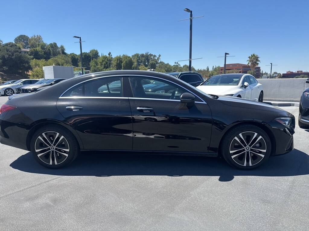 2025 Mercedes Benz CLA 250 photo 4