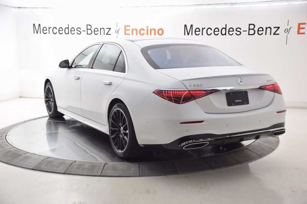 2026 Mercedes Benz S 580 4MATIC photo 4