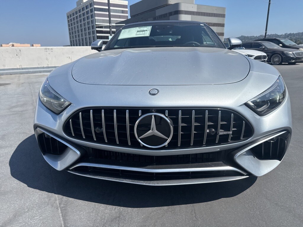 2025 Mercedes Benz SL AMG 55 photo 2