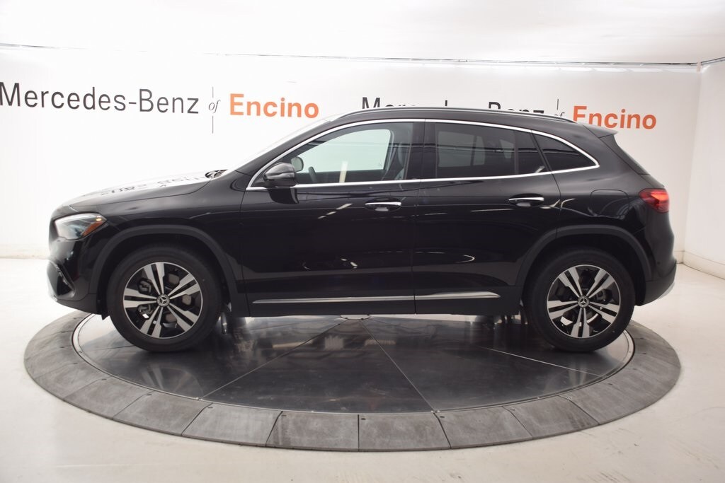 2025 Mercedes Benz GLA 250 4MATIC photo 3