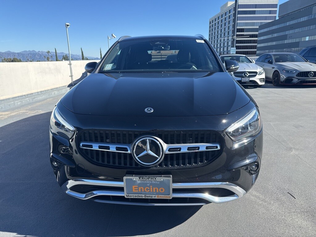 2025 Mercedes Benz GLA 250 photo 2