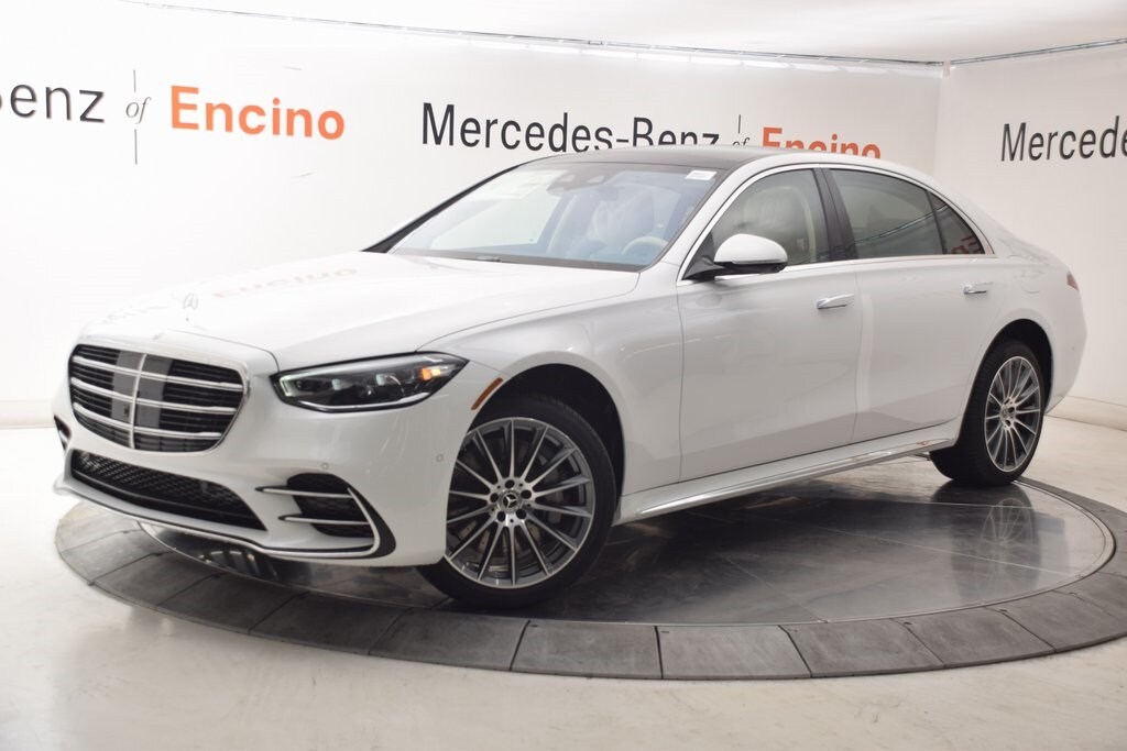 2026 Mercedes Benz S 580e 4MATIC photo 2