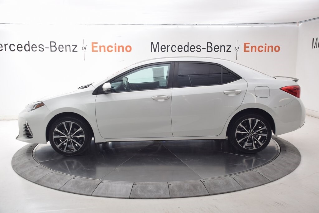 2019 Toyota Corolla L photo 3