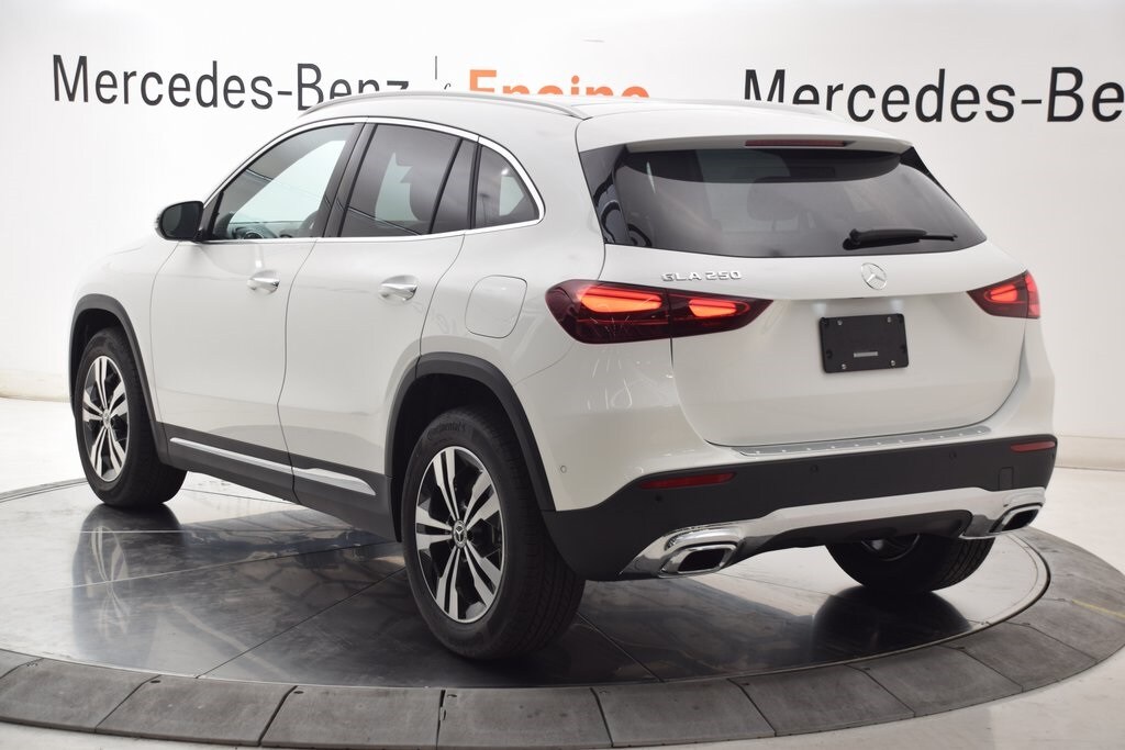 2026 Mercedes Benz GLA 250 photo 4