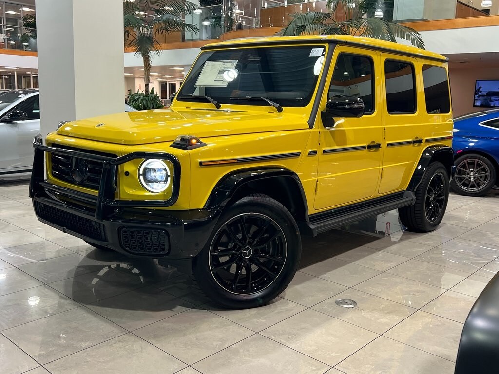 2025 Mercedes Benz G 550 photo 2