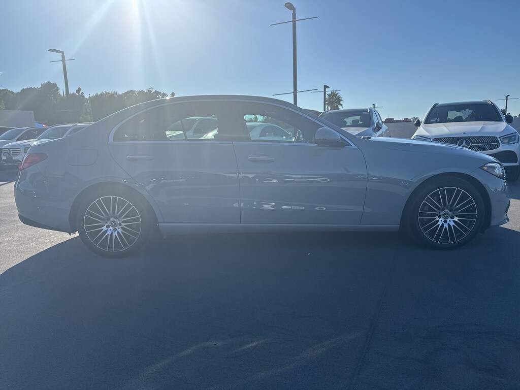 2025 Mercedes Benz C 300 photo 4
