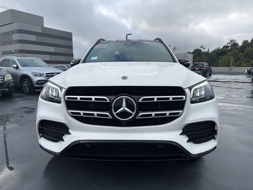 2022 Mercedes Benz GLS 450 4MATIC photo 2