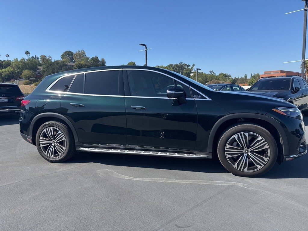 2023 Mercedes Benz EQS SUV 450 photo 2
