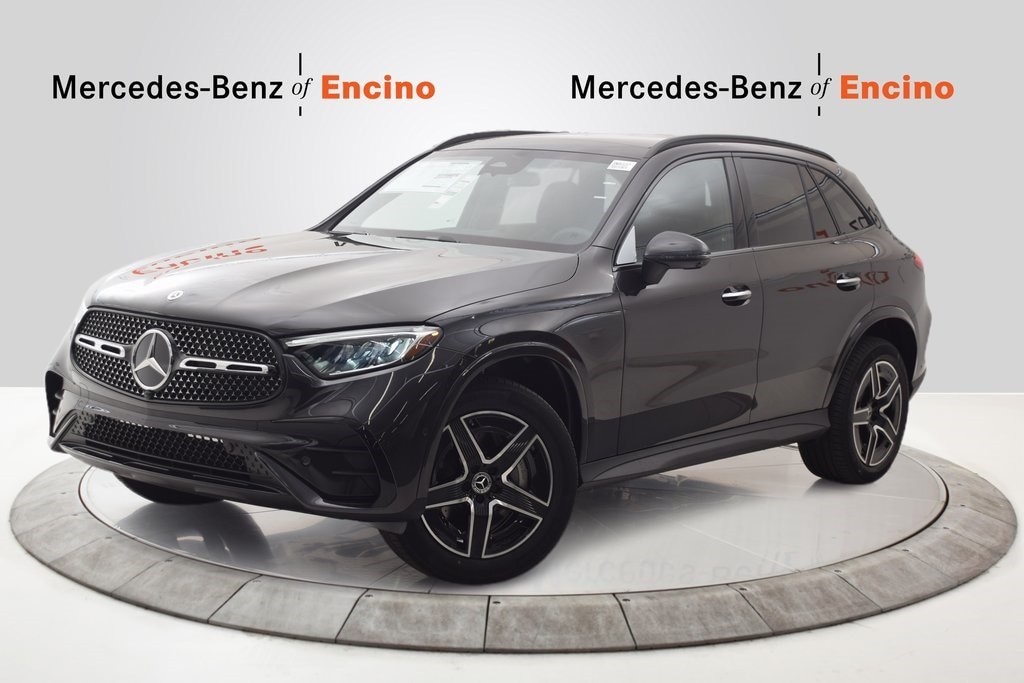 2026 Mercedes-Benz GLC Base's photo