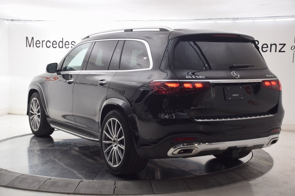 New 2025 Mercedes-Benz GLS 580 SUV