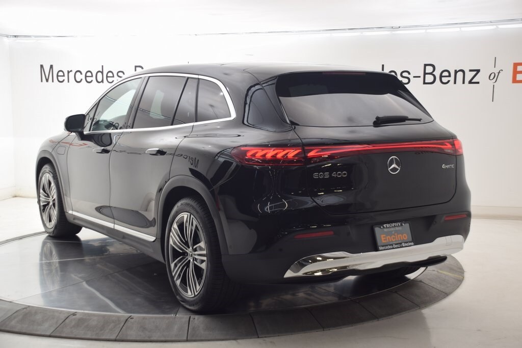 2026 Mercedes Benz EQS SUV 450 4MATIC photo 2