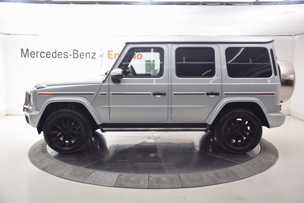 2025 Mercedes Benz G 550 photo 3
