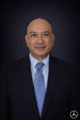 Staff member Roy Malik from ID_f9e0c14dcc87