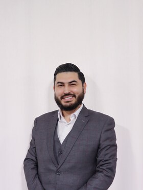 Staff member Andrech Alvarado from ID_c24b5caa65f2