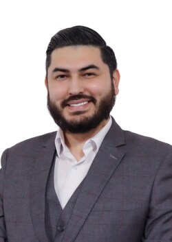 Staff member Andrech Alvarado from ID_c24b5caa65f2