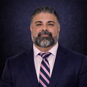 Staff member Armen Hovanesian from ID_f04856cc8be4