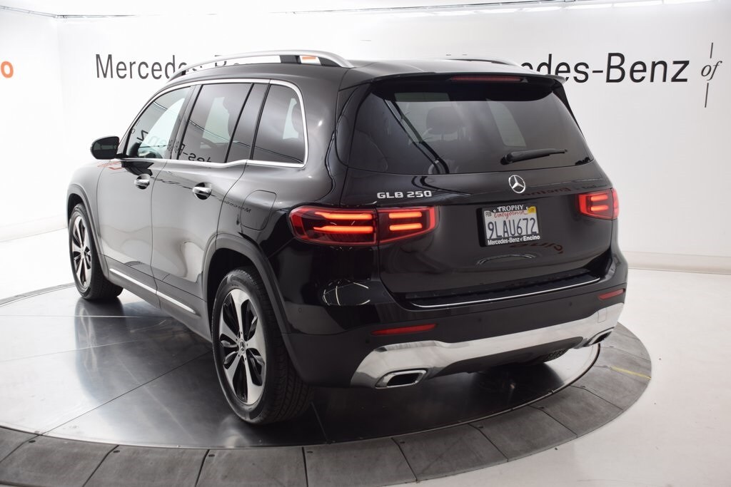 Used 2024 MercedesBenz GLB 250 MercedesBenz of Encino
