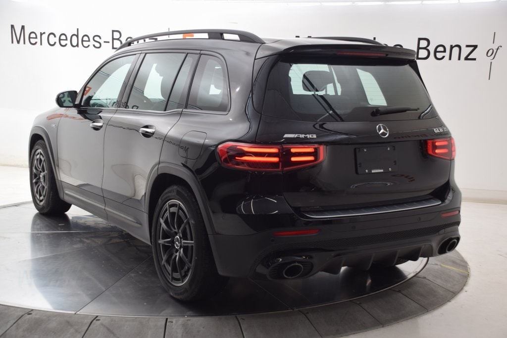 2025 Mercedes Benz GLB AMG 35 photo 4