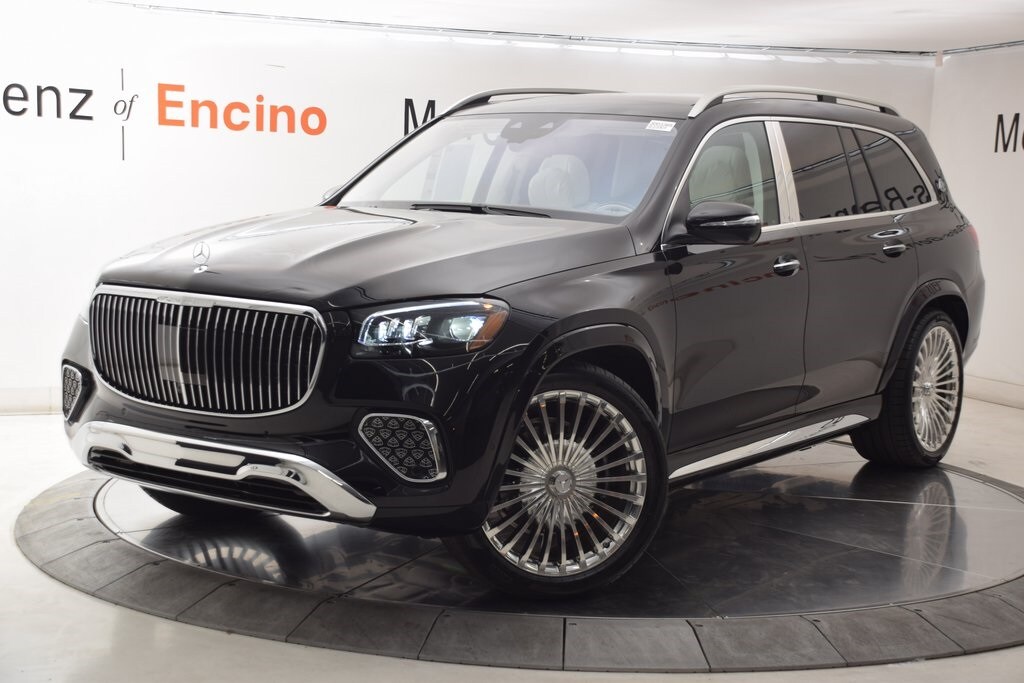 2025 Mercedes Benz GLS Maybach 600 4MATIC photo 2