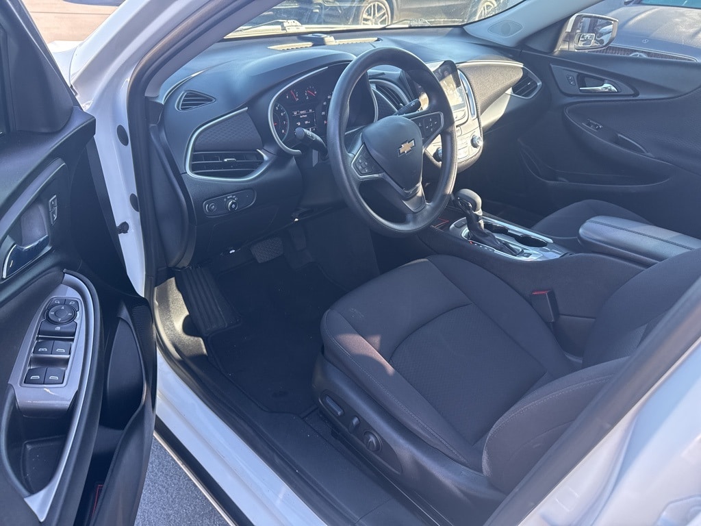 Used 2022 Chevrolet Malibu LT Sedan