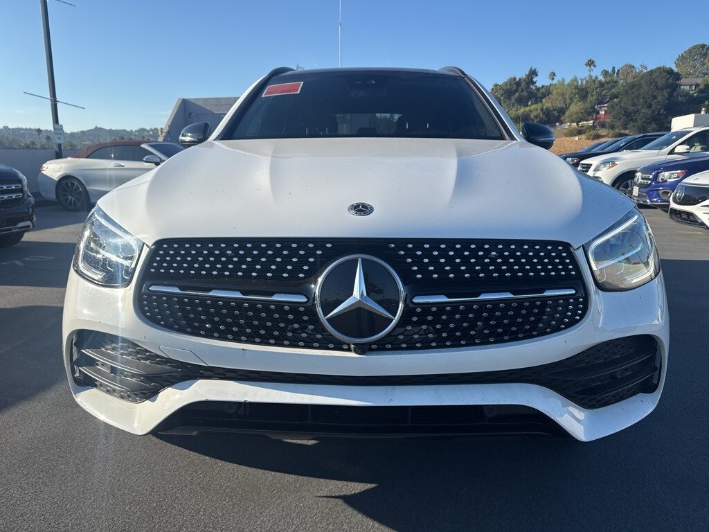2022 Mercedes Benz GLC 300 photo 2