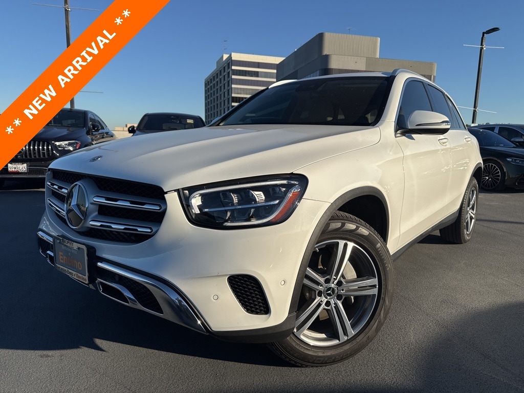 2022 Mercedes-Benz GLC GLC300's photo