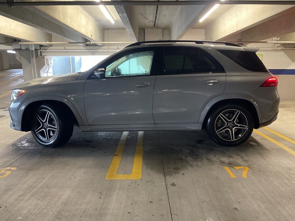 2025 Mercedes Benz GLE 350 4MATIC photo 2