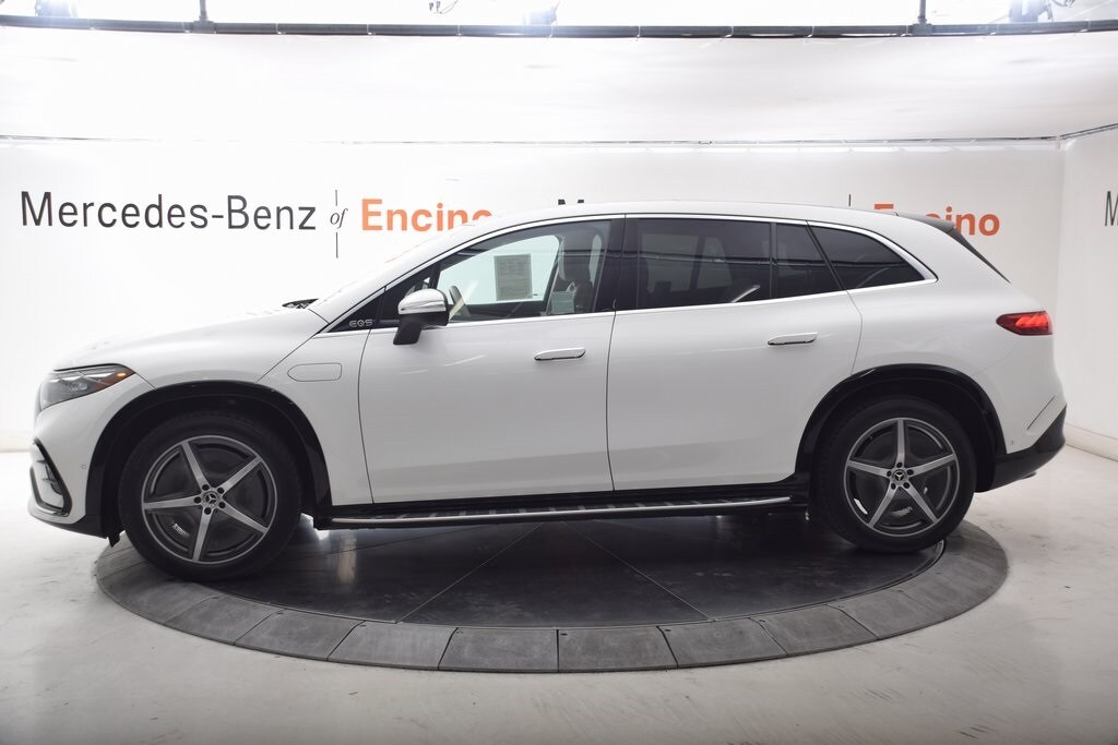2023 Mercedes Benz EQS SUV 450 4MATIC photo 2