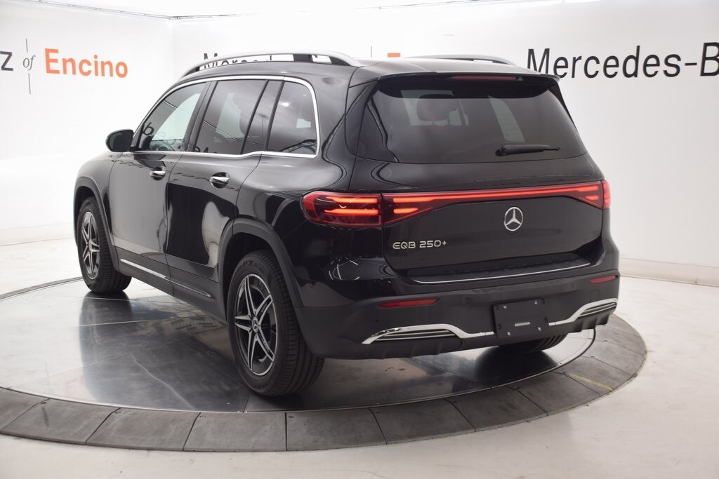 2025 Mercedes Benz EQB photo 4