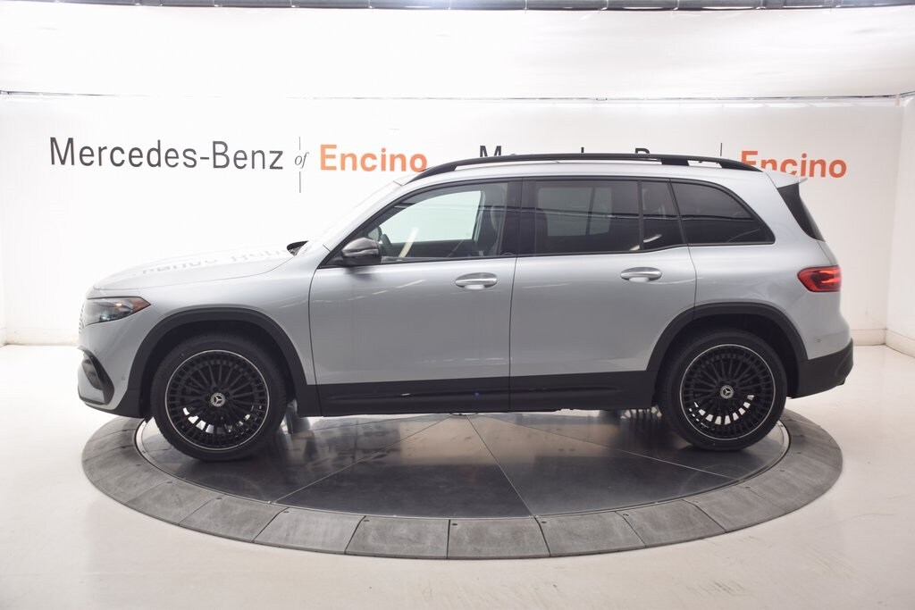 2024 Mercedes Benz EQB 300 4MATIC photo 2