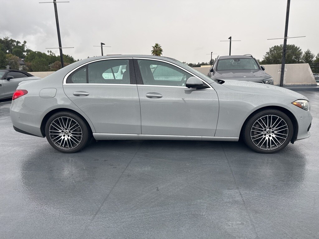 2025 Mercedes Benz C 300 photo 4