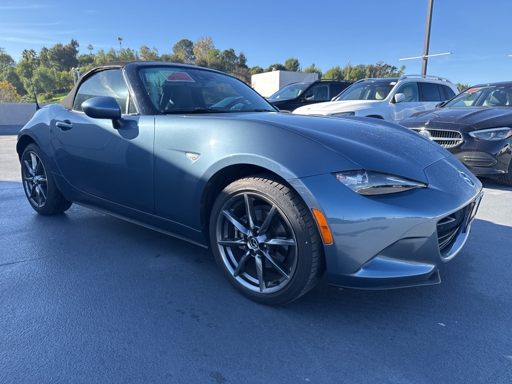 Used 2016 Mazda Mazda MX-5 Miata Grand Touring Convertible