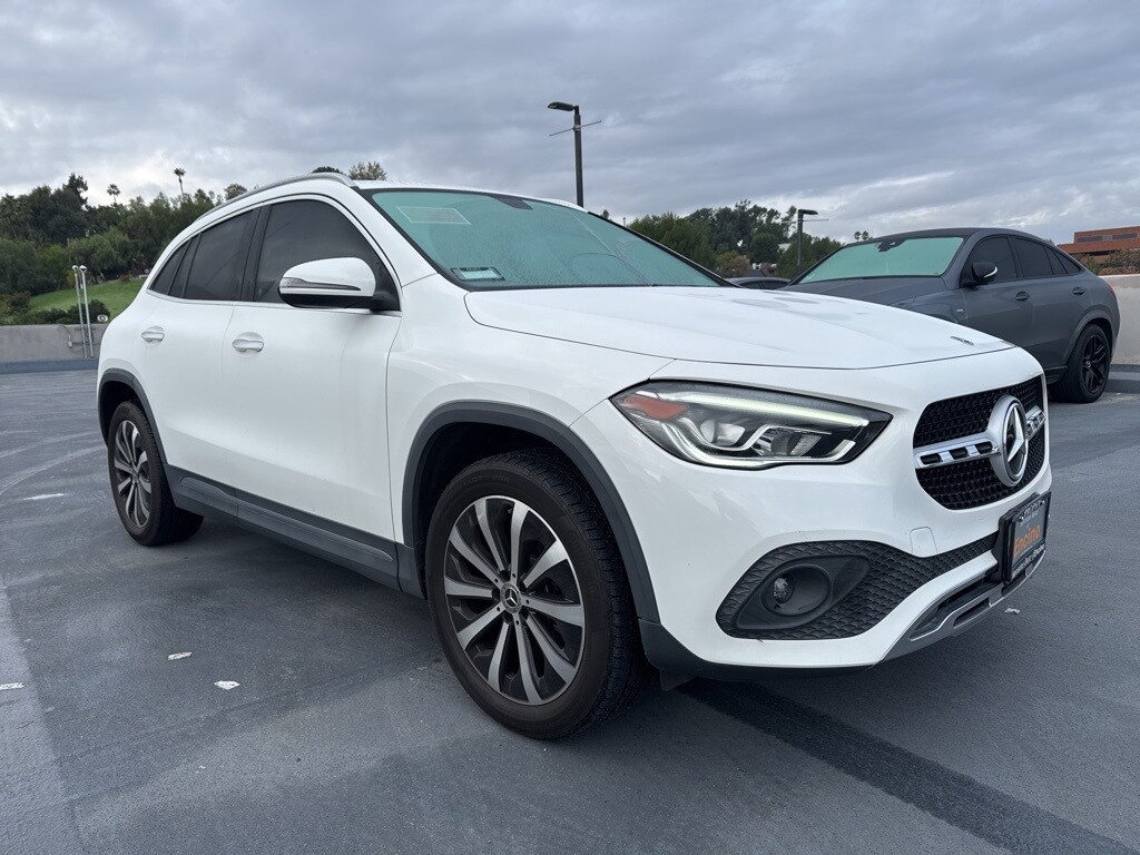 2022 Mercedes Benz GLA 250 photo 3