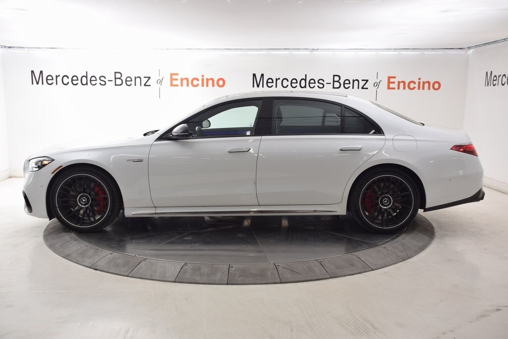 2024 Mercedes Benz S 63 e AMG photo 3