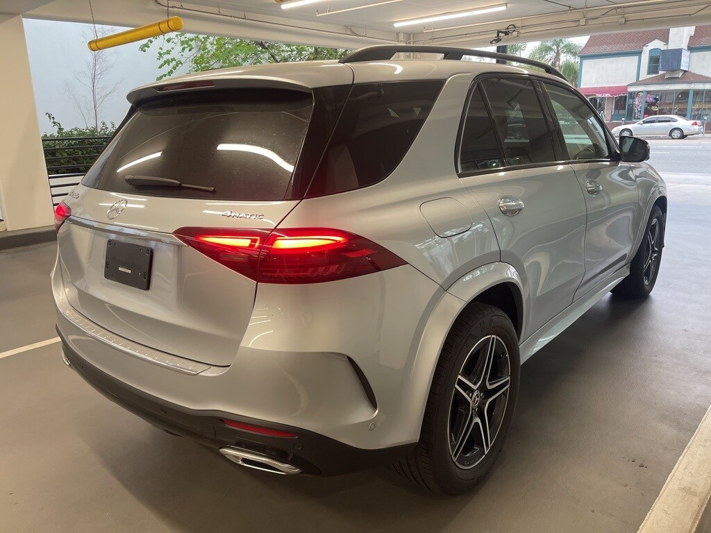 2025 Mercedes Benz GLE 450e 4MATIC photo 4