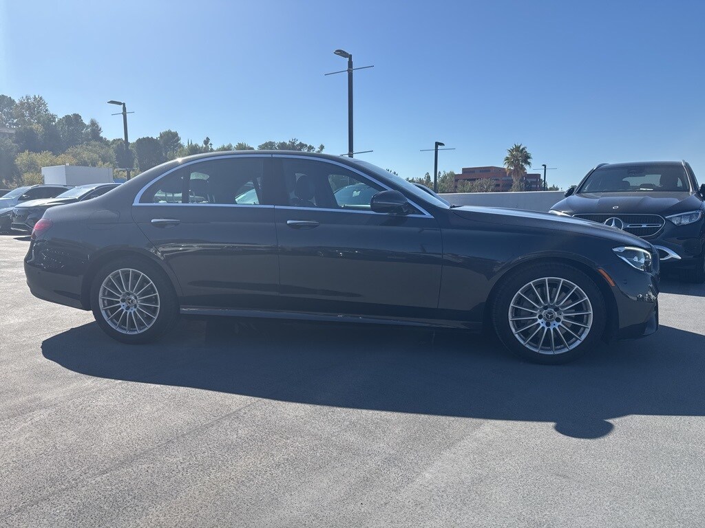 2022 Mercedes Benz E 350 photo 2