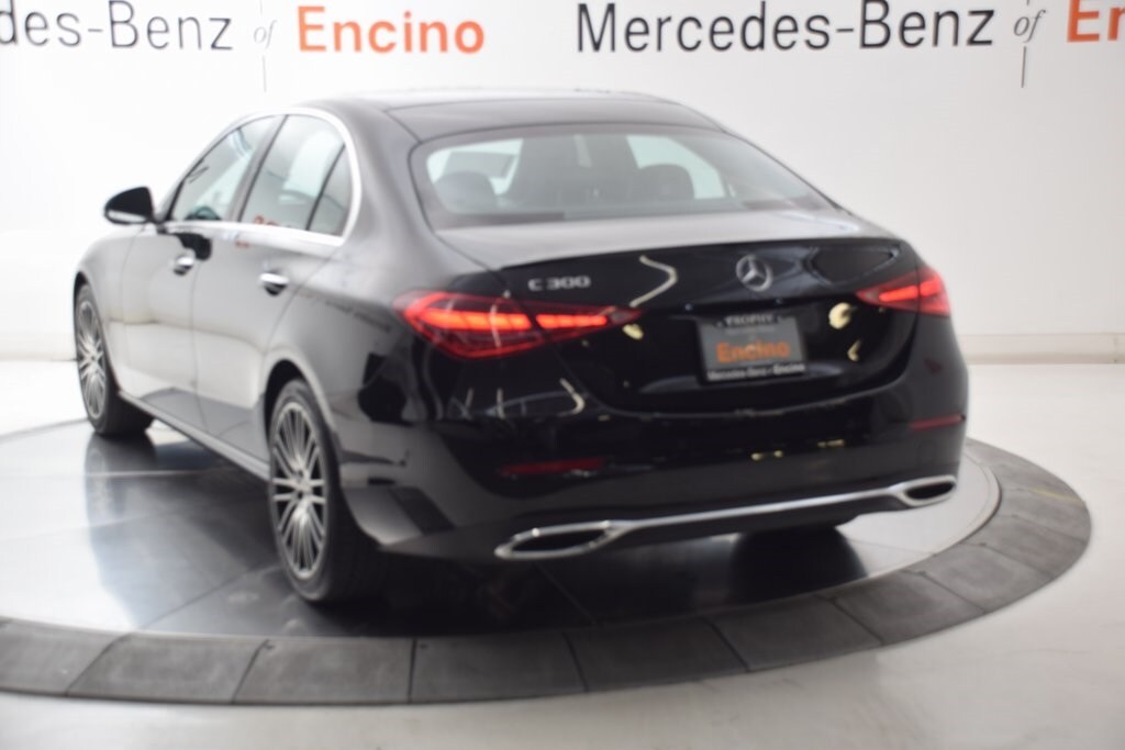 2025 Mercedes Benz C 300 photo 4