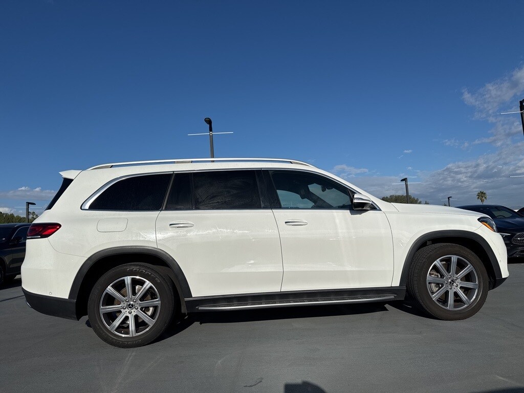 2022 Mercedes Benz GLS 450 4MATIC photo 4