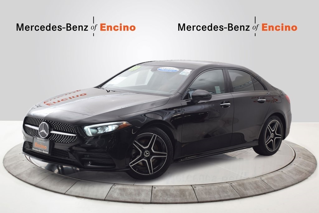 2022 Mercedes-Benz A-Class A220's photo