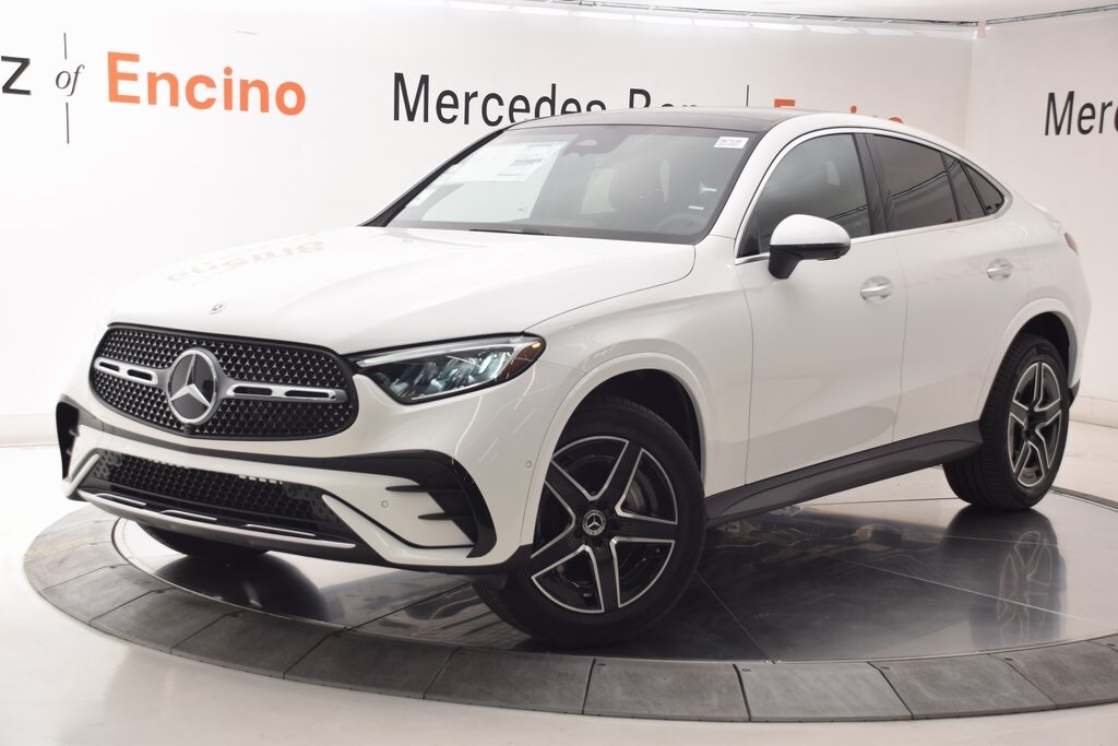 2025 Mercedes Benz GLC 300 4MATIC photo 2