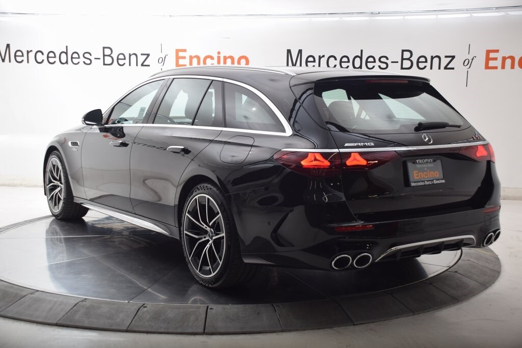 2026 Mercedes Benz E AMG 53 photo 2