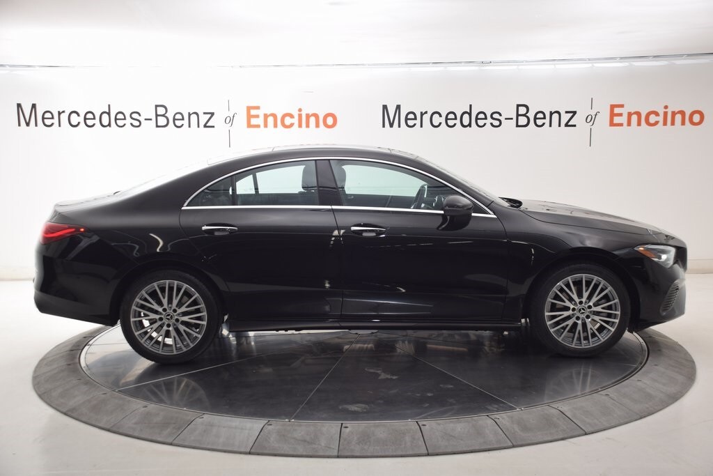 2025 Mercedes Benz CLA 250 4MATIC photo 4