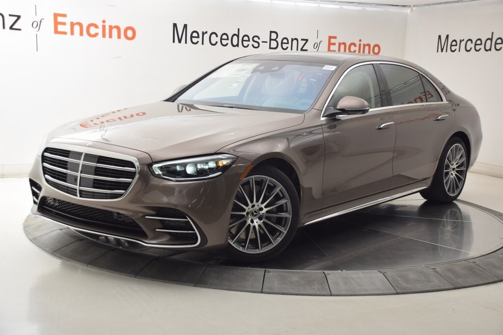 2026 Mercedes Benz S 580 4MATIC photo 2