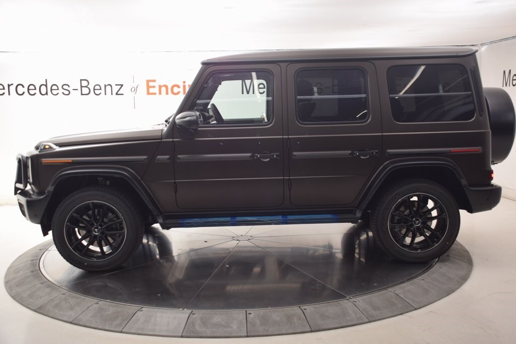 2025 Mercedes Benz G 550 photo 3